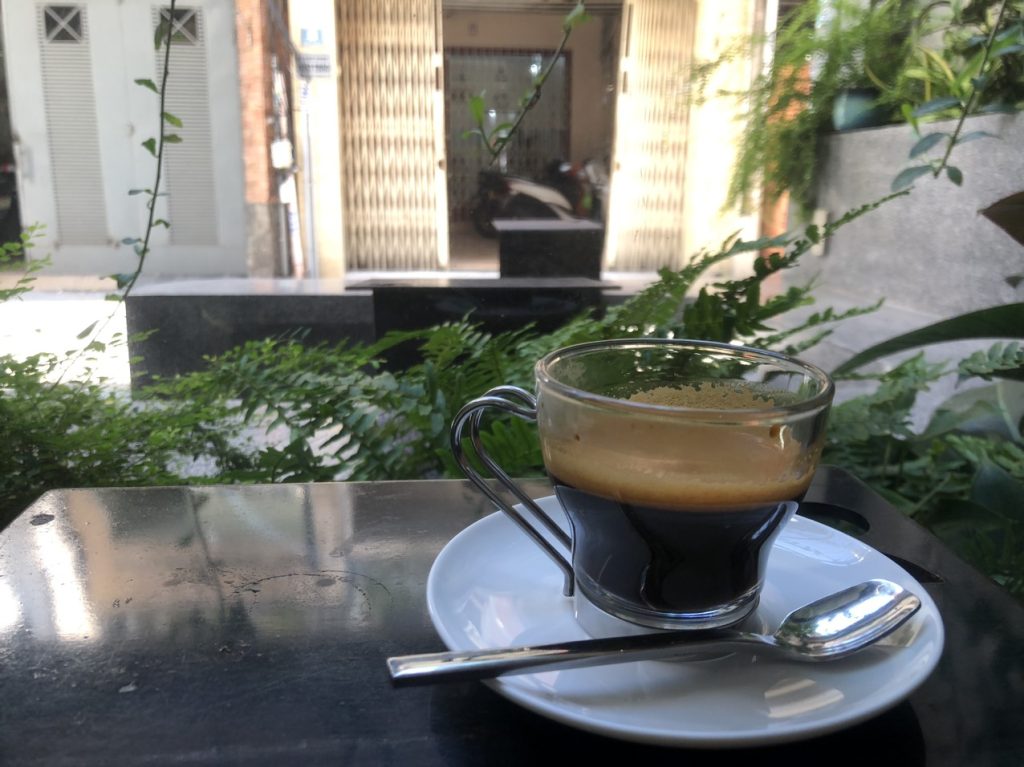 ly-espresso-cua-96b-coffee-and-roastery